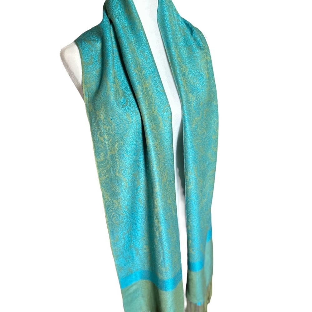 Splendid Pashmina Scarf/Shawl/Wrap Teal & Olive Green. 26” x 74”. $16. - Picture 3 of 5